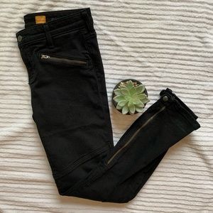 Anthropologie Pilcro moto jeans